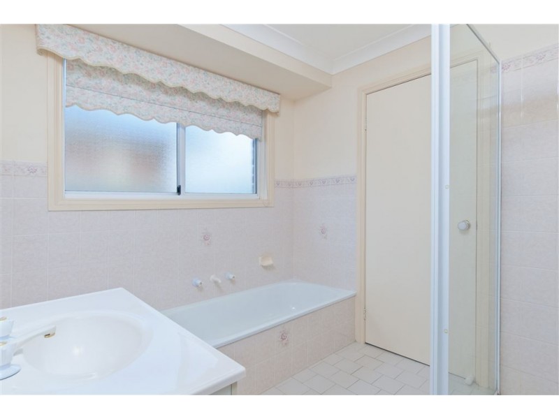 76 Fiona Crescent, Lake Cathie NSW 2445