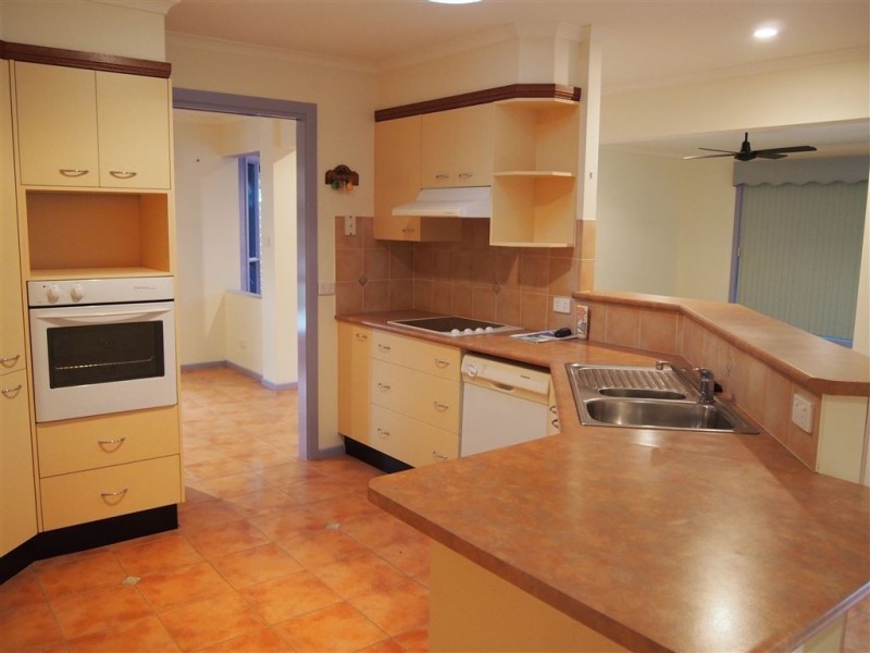 26 Abel Tasman Drive, Lake Cathie NSW 2445