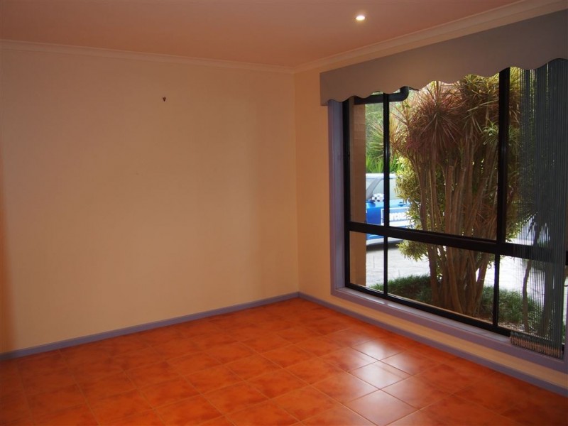 26 Abel Tasman Drive, Lake Cathie NSW 2445