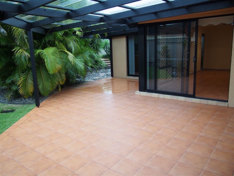 26 Abel Tasman Drive, Lake Cathie NSW 2445