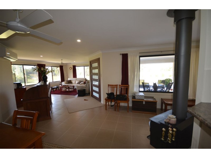 12B Amber Way, Kundabung NSW 2441