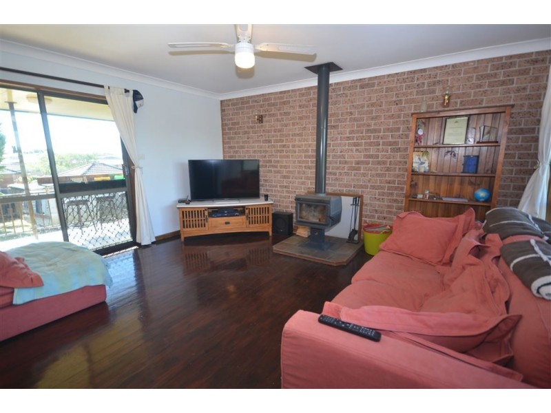 8 Azalea Ave, Wauchope NSW 2446