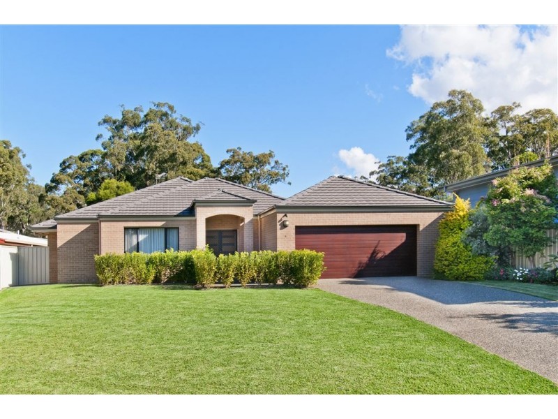 8 Lyrebird Place, Port Macquarie NSW 2444