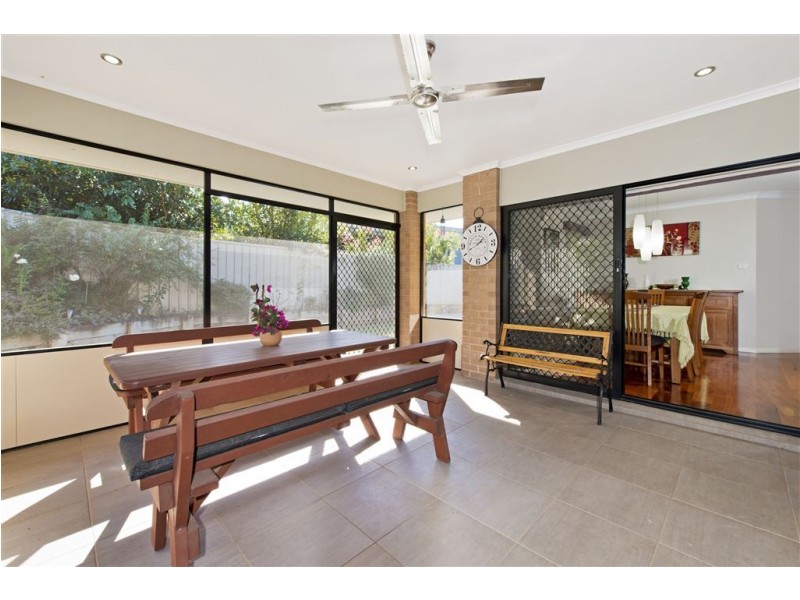 8 Lyrebird Place, Port Macquarie NSW 2444