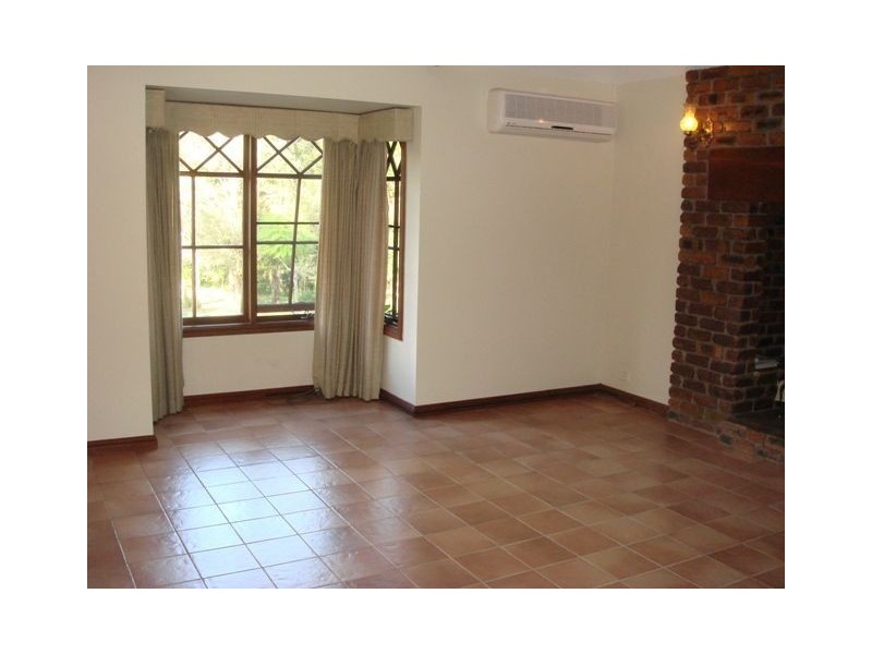 3 Ernest Crt, Bunya QLD 4055