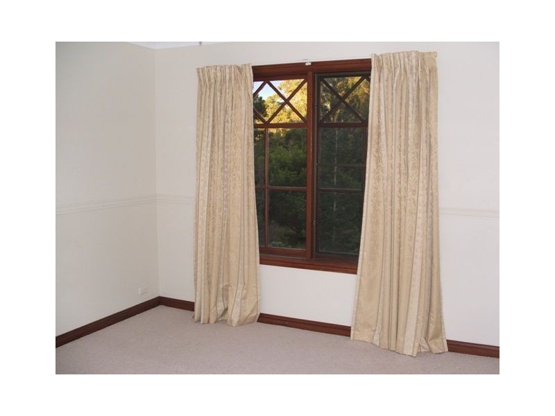3 Ernest Crt, Bunya QLD 4055