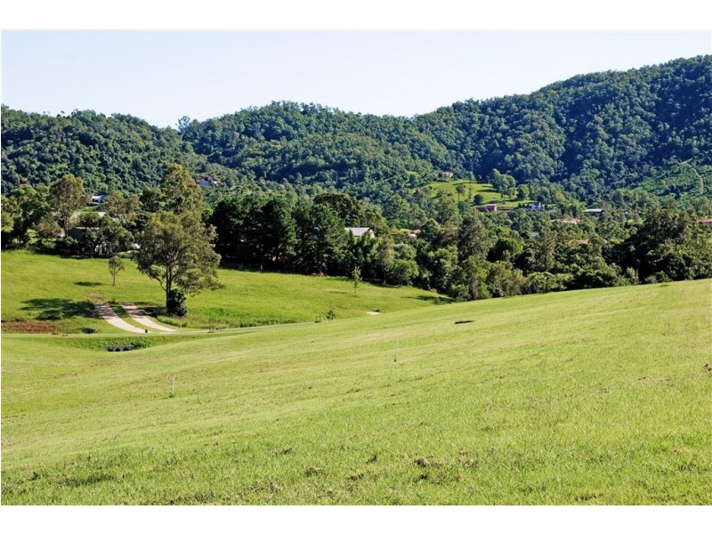 12 Haig Crescent, Samford Valley QLD 4520