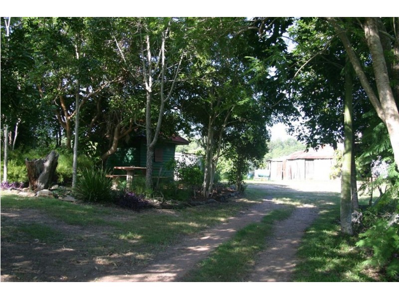 674 Eatons Crossing Road, Draper QLD 4520