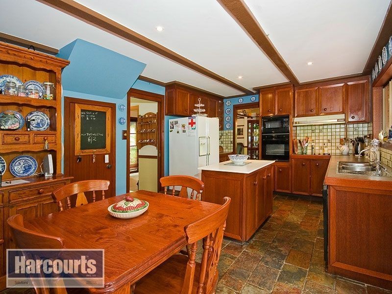 2 Glencloy Street, Ferny Grove QLD 4055