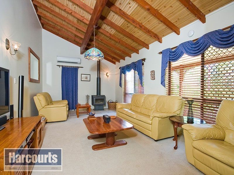 205 McGinn Road, Ferny Grove QLD 4055