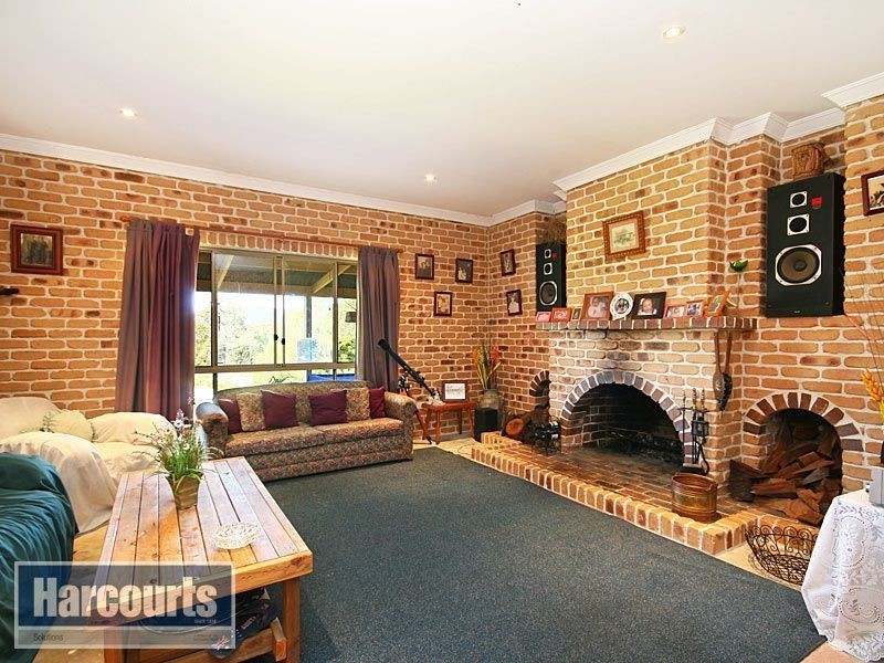 70 Showgrounds Drive, Highvale QLD 4520