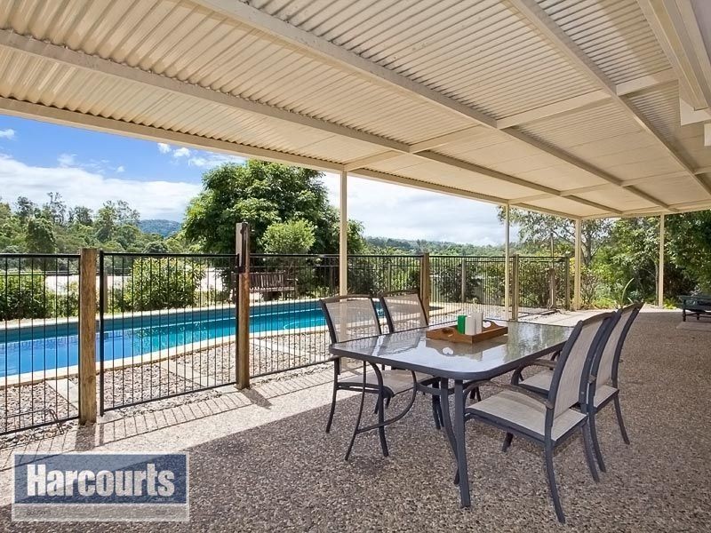 10 Woodview Street, Samford QLD 4520