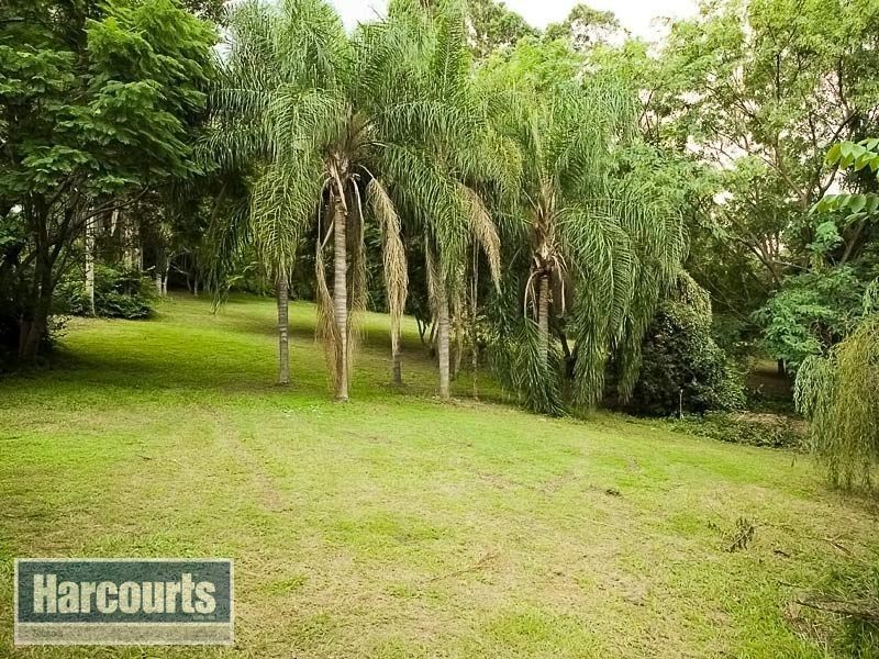 10 Woodview Street, Samford QLD 4520