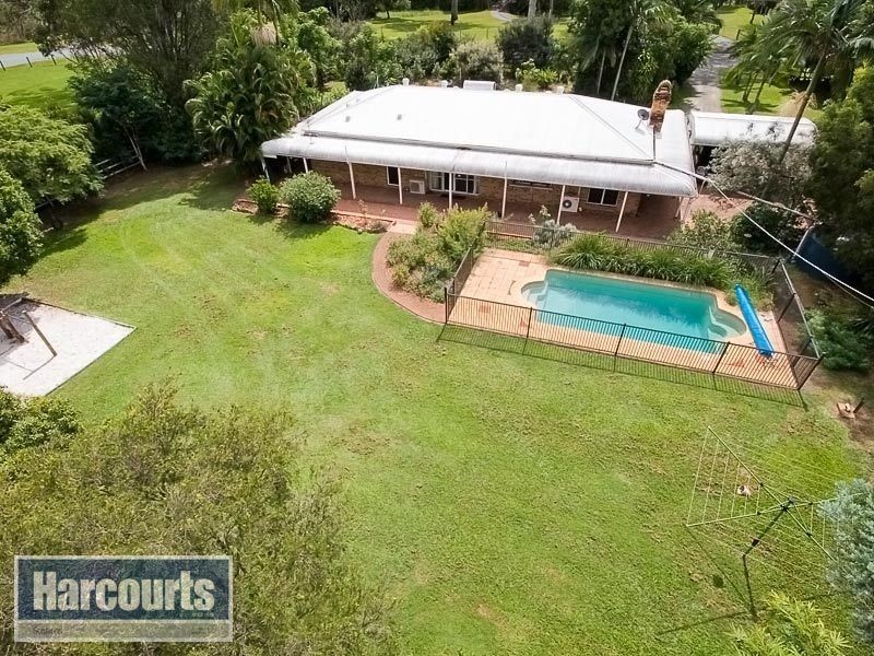 1 Narrien court, Samford Village QLD 4520