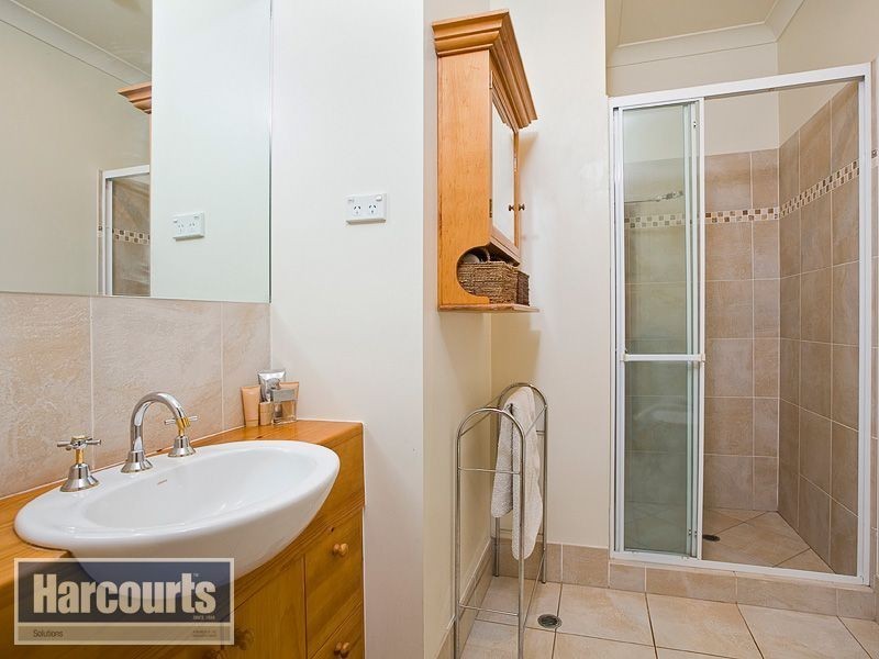 1 Narrien court, Samford Village QLD 4520