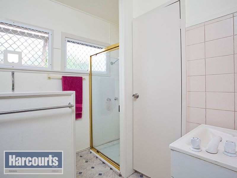 75 Gizerah Street, Mitchelton QLD 4053