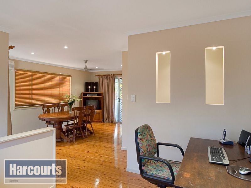 22 Allara Crescent, Ferny Hills QLD 4055