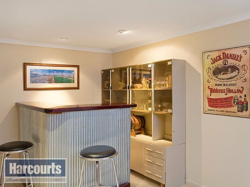 22 Allara Crescent, Ferny Hills QLD 4055