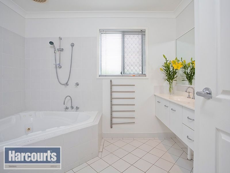 42a Wendon Way, Bridgeman Downs QLD 4035