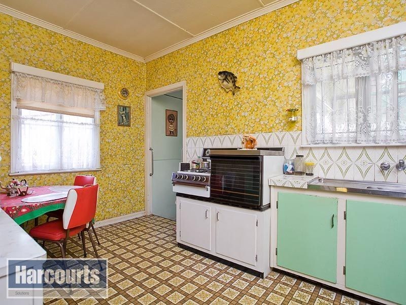 60 Wilgarning Street, Stafford Heights QLD 4053