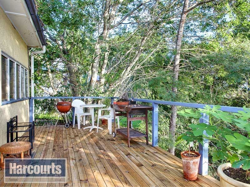28 Ryena Street, Stafford QLD 4053