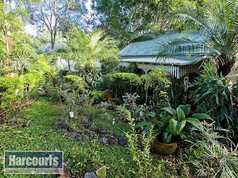 28 Ryena Street, Stafford QLD 4053