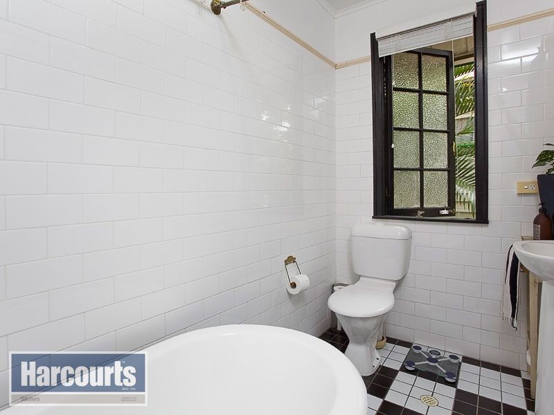 2/20 Bowen Street, New Farm QLD 4005