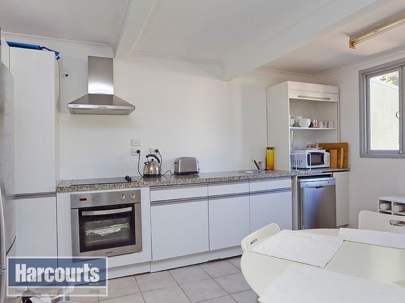 4 Reading Street, Spring Hill QLD 4000