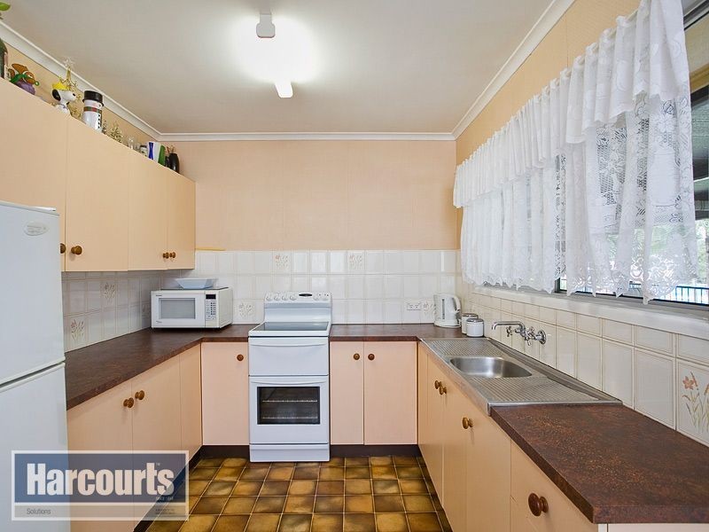 5 Rinavore Street, Ferny Grove QLD 4055