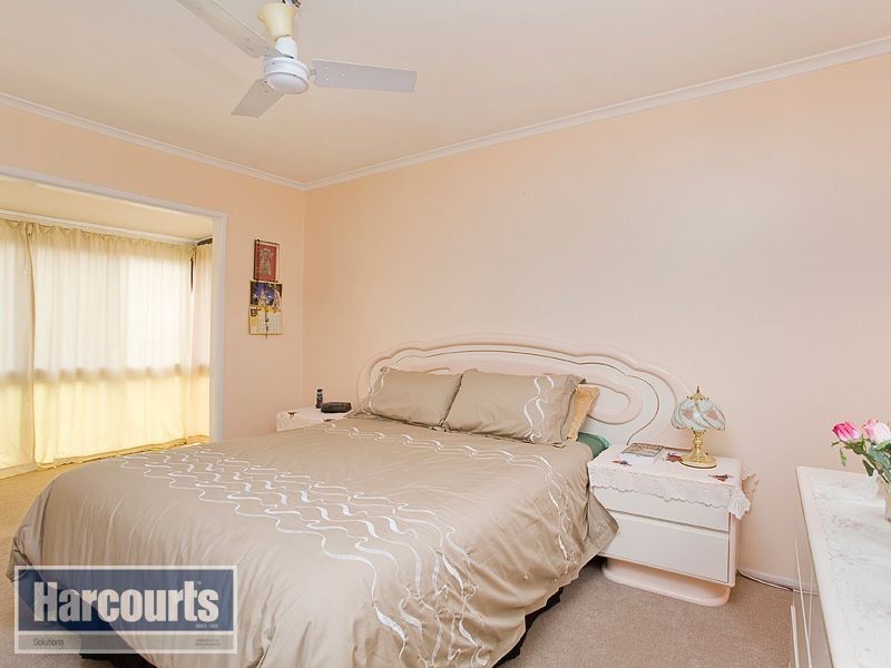 5 Rinavore Street, Ferny Grove QLD 4055