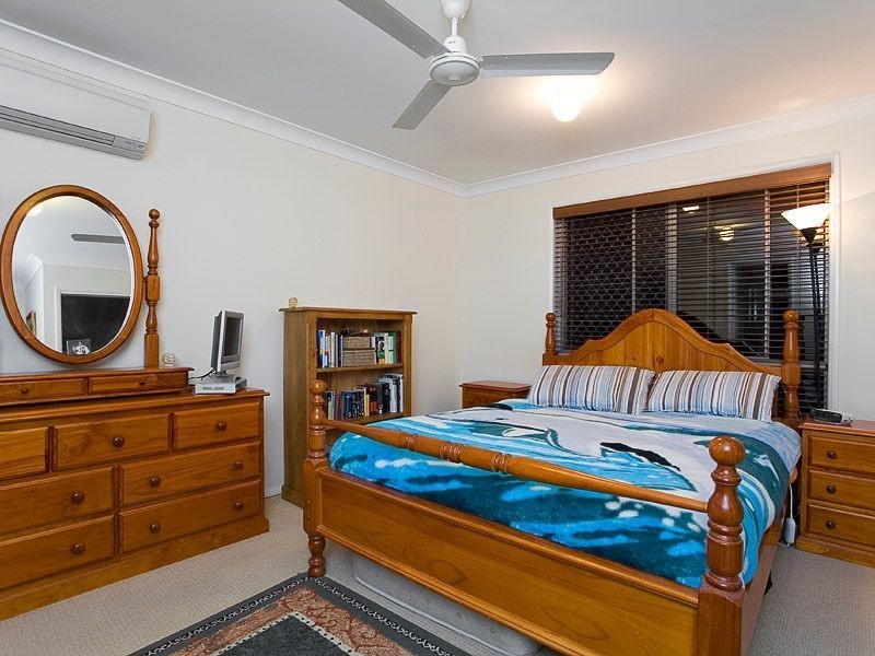 23 McGregor Way, Ferny Grove QLD 4055