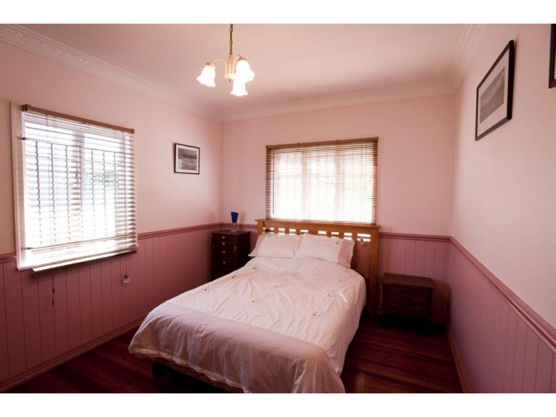 78 Pateena Street, Stafford QLD 4053