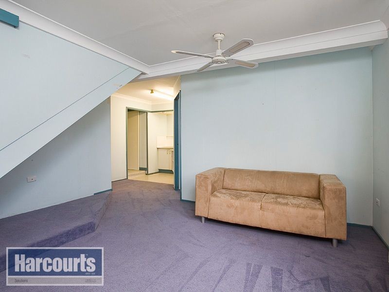 6 Gilliat Street, Keperra QLD 4054