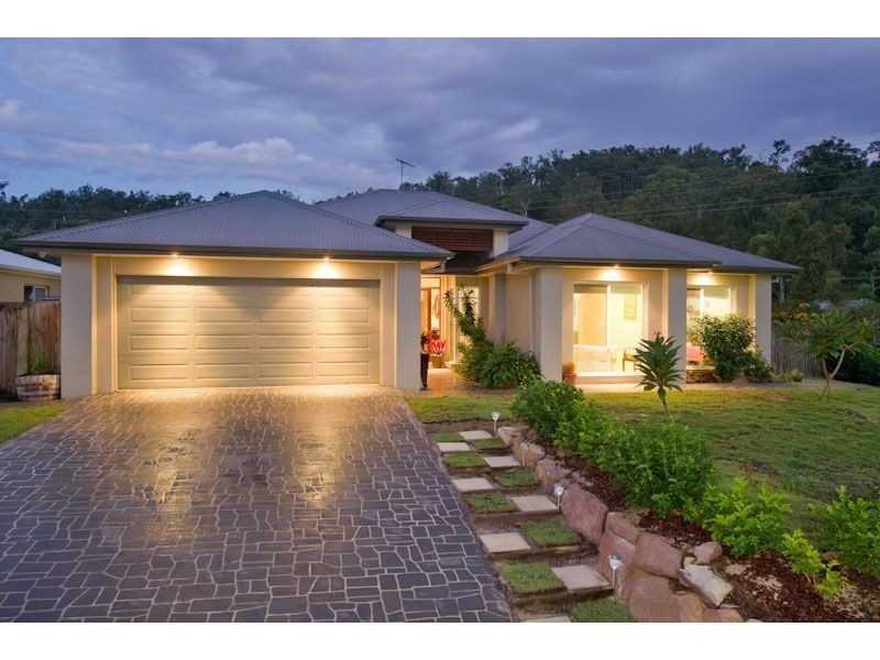 34 Highbury Place, Upper Kedron QLD 4055