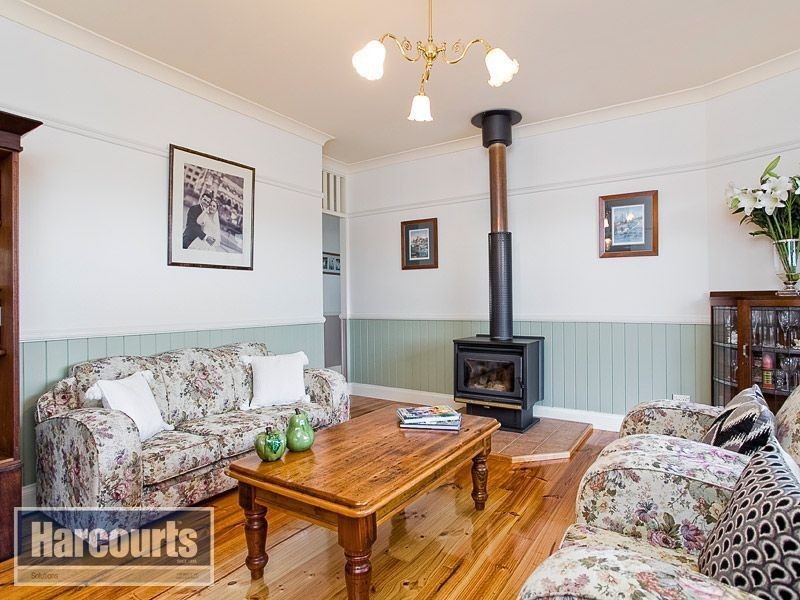 69 Blackwood Drive, Ferny Hills QLD 4055