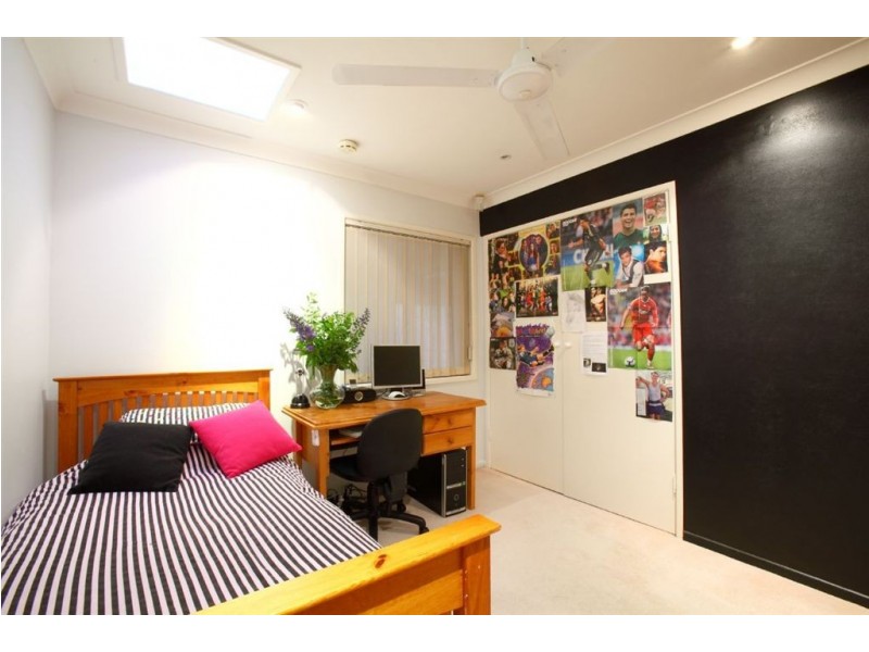 18 Tanrego street, Ferny Grove QLD 4055