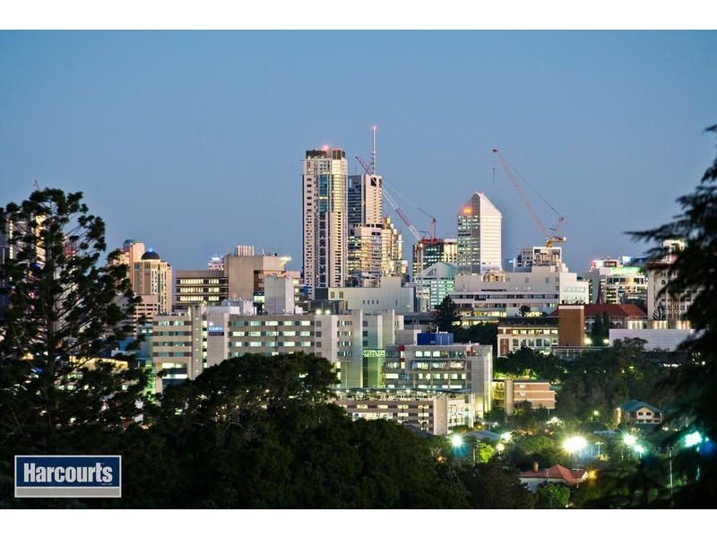 111 Main Avenue, Windsor QLD 4030