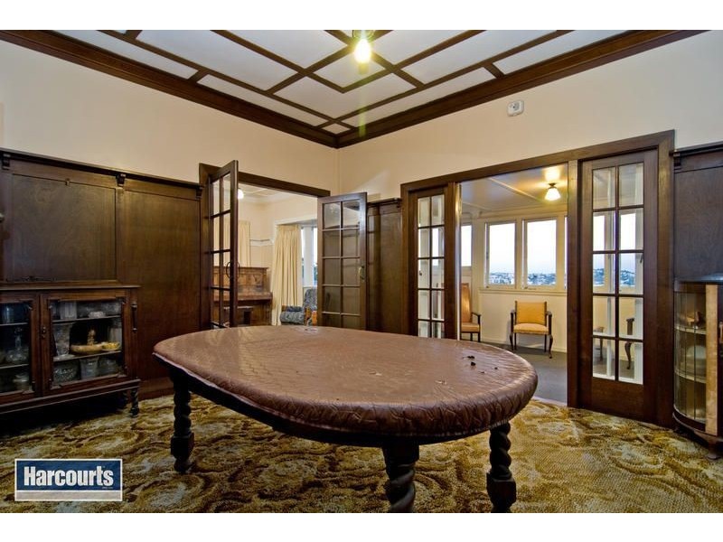 111 Main Avenue, Windsor QLD 4030