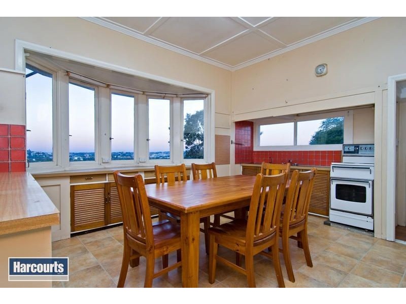 111 Main Avenue, Windsor QLD 4030