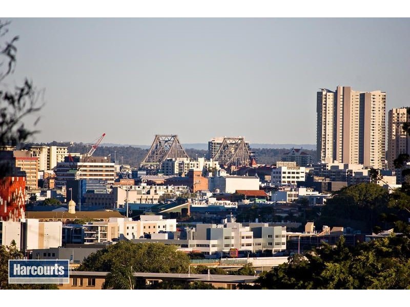 111 Main Avenue, Windsor QLD 4030