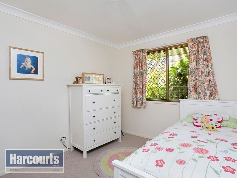 24 leonarda Drive, Ferny Hills QLD 4055
