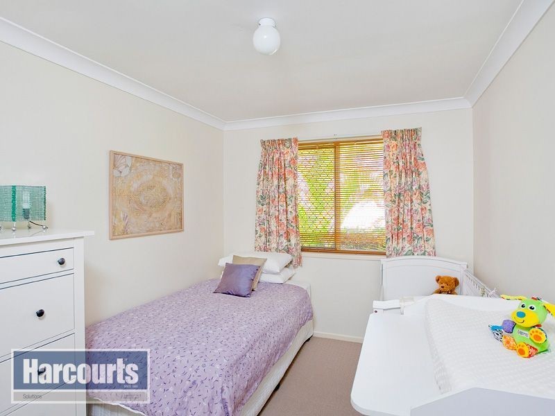 24 leonarda Drive, Ferny Hills QLD 4055