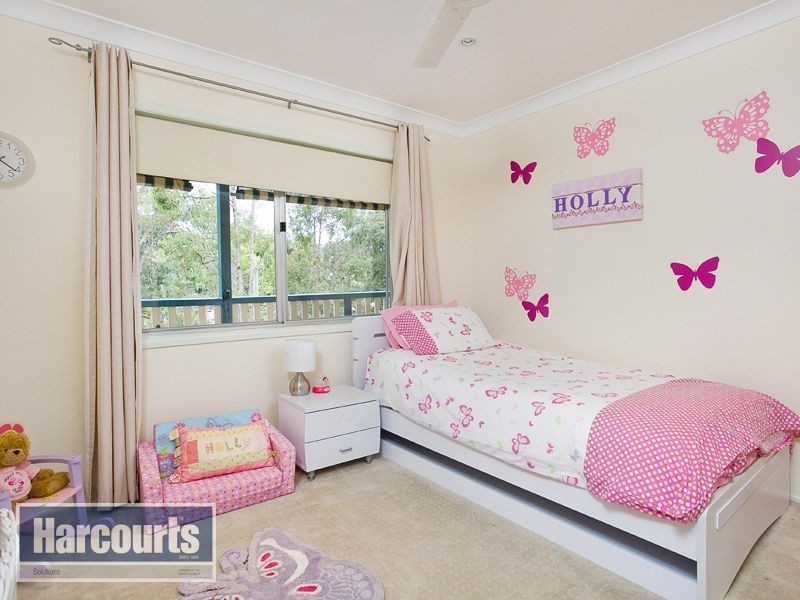 5 Wallaroy Court, Ferny Hills QLD 4055