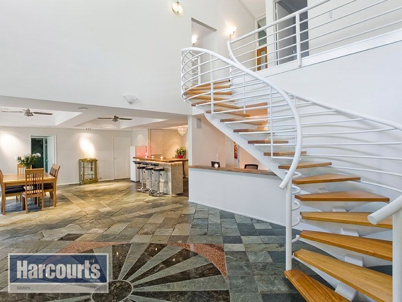 43 Barber Road, Ferny Hills QLD 4055