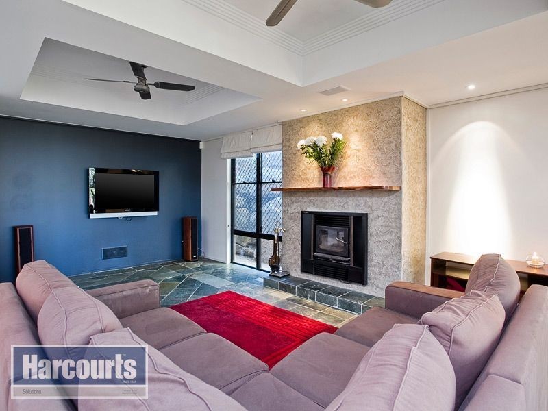 43 Barber Road, Ferny Hills QLD 4055