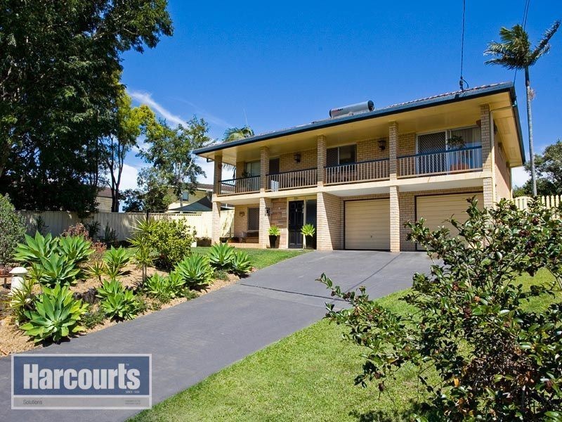 18 Kiama Crescent, Ferny Hills QLD 4055