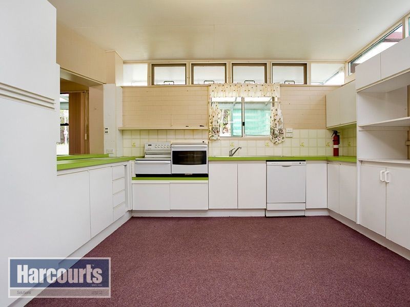 87 School Road, The Gap QLD 4061