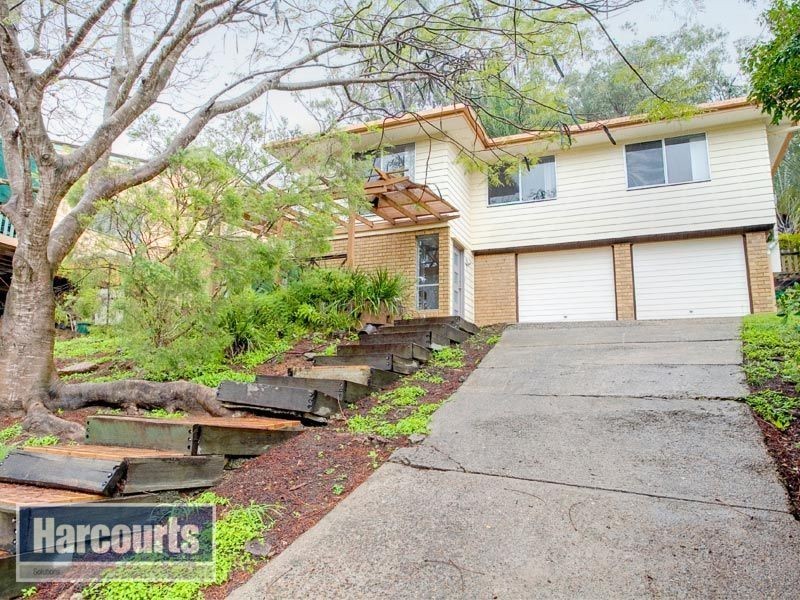 5 Teenan Street, Ferny Hills QLD 4055