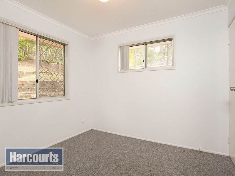 5 Teenan Street, Ferny Hills QLD 4055