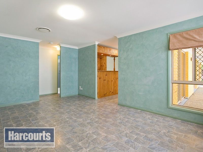 52 Hillenvale Avenue, Arana Hills QLD 4054